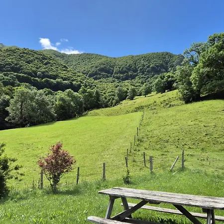 Le Pradima Vakantiehuis Mandailles-Saint-Julien